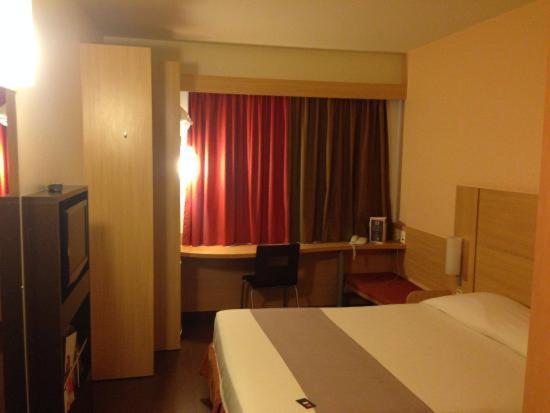 Hotel Ibis リンス エクステリア 写真